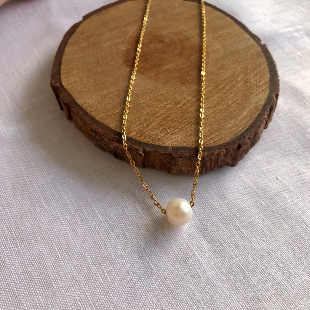 Single Pearl Necklace