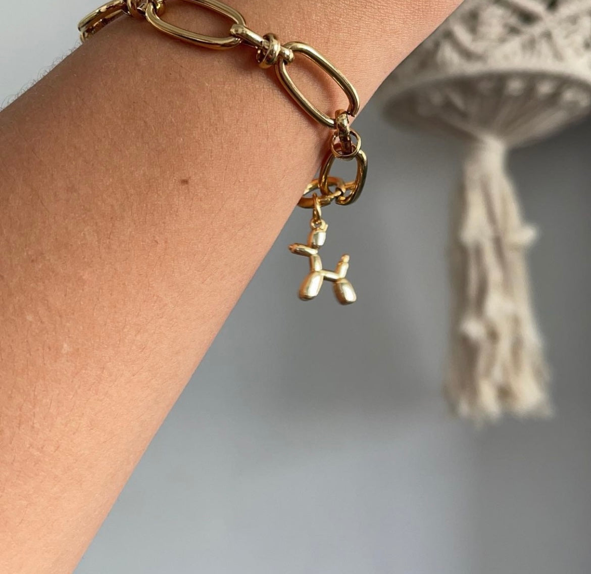 Ballon Dog Magic Bracelet